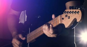Guitarrista cria blog com vídeo-aulas de músicas gospel